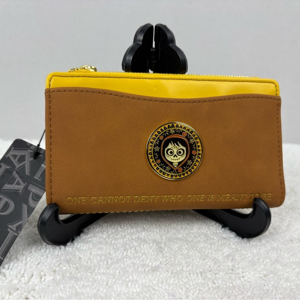NWT Loungefly Disney Coco Brown and Yellow with a Floral Skull Emblem Wallet - Picture 3 of 11